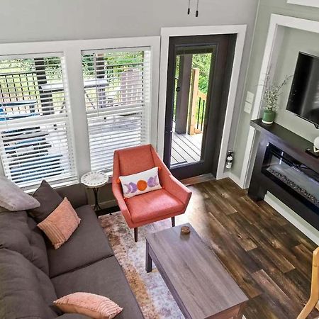 세비어빌 Crescent Moon Cabin 빌라 외부 사진